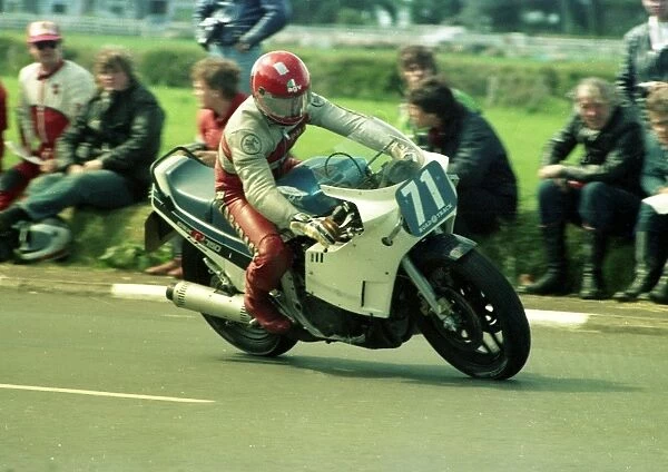 Phil Kneen (Suzuki) 1986 Production B TT