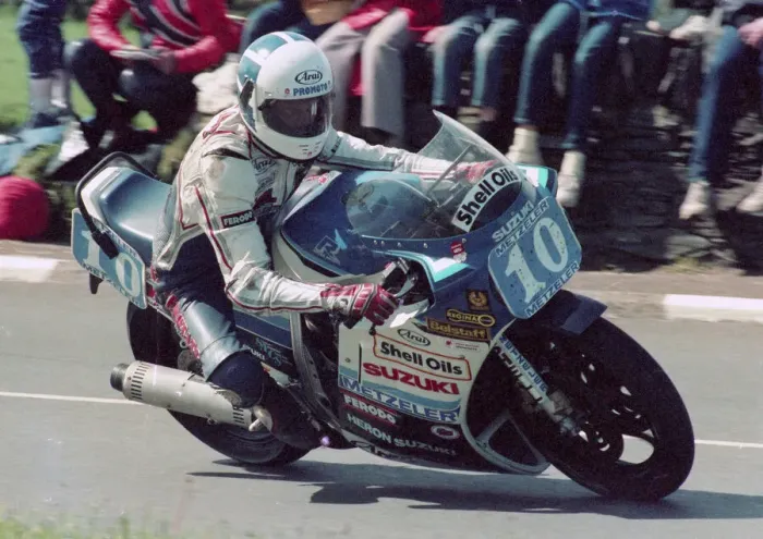 Framed Print : Phil Mellor (Suzuki) 1986 Production B TT Framed Print : Phil Mellor (Suzuki) 1986 Production B TT