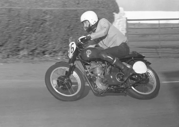 Framed Print : Phil Neumuller (BSA) 1984 Junior Classic Manx Grand Prix Framed Print : Phil Neumuller (BSA) 1984 Junior Classic Manx Grand Prix