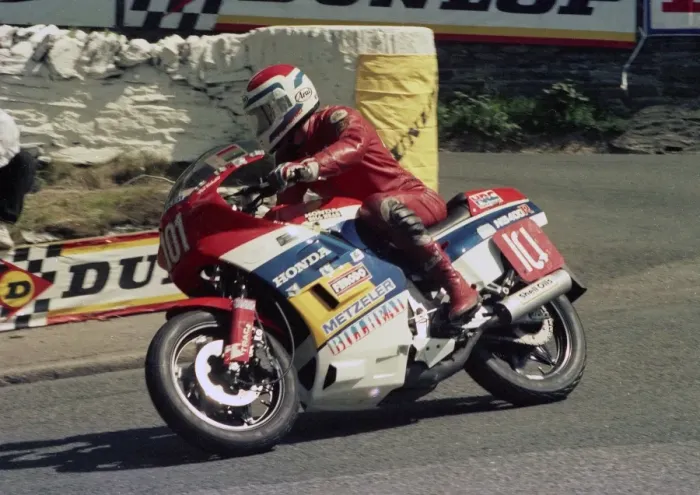 Framed Print : Phil Nicholls (Honda) 1986 Production C TT Framed Print : Phil Nicholls (Honda) 1986 Production C TT