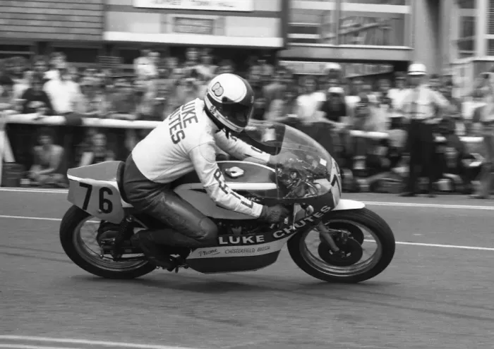 Framed Print : Phil Odlin (Luke Honda) 1980 Senior TT Framed Print : Phil Odlin (Luke Honda) 1980 Senior TT