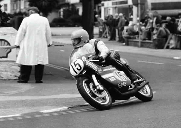 Phil Winter (Crooks Suzuki) 1977 Senior TT