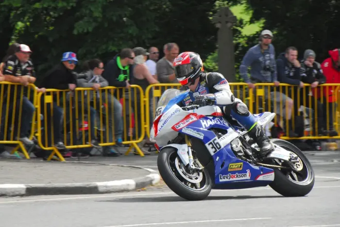 Framed Print : Philip Crowe (BMW) 2017 Senior TT