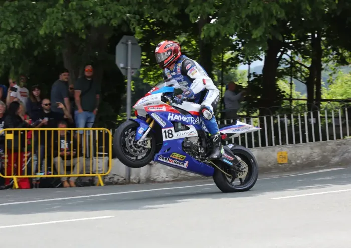 Framed Print : Philip Crowe (BMW) 2018 Superbike TT Framed Print : Philip Crowe (BMW) 2018 Superbike TT