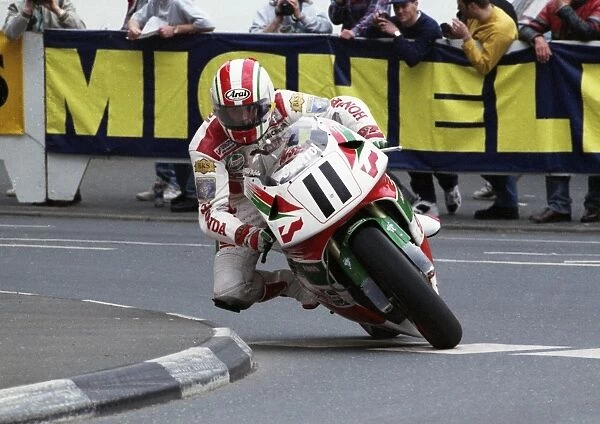 Phillip McCallen (Honda) 1994 Formula One TT