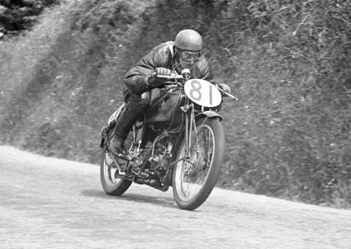 Framed Print : Pierre Collignon (Guzzi) 1949 Lightweight TT Framed Print : Pierre Collignon (Guzzi) 1949 Lightweight TT