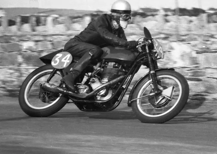 Framed Print : Bill Prowting (BSA) 1959 Southern 100 Framed Print : Bill Prowting (BSA) 1959 Southern 100