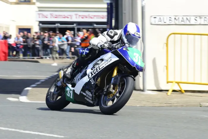 Framed Print : Rab Davie (Kawasaki) 2014 Lightweight TT Framed Print : Rab Davie (Kawasaki) 2014 Lightweight TT