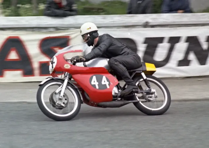 Framed Print : Bill Rae (Maico) 1971 Ultra Lightweight TT Framed Print : Bill Rae (Maico) 1971 Ultra Lightweight TT