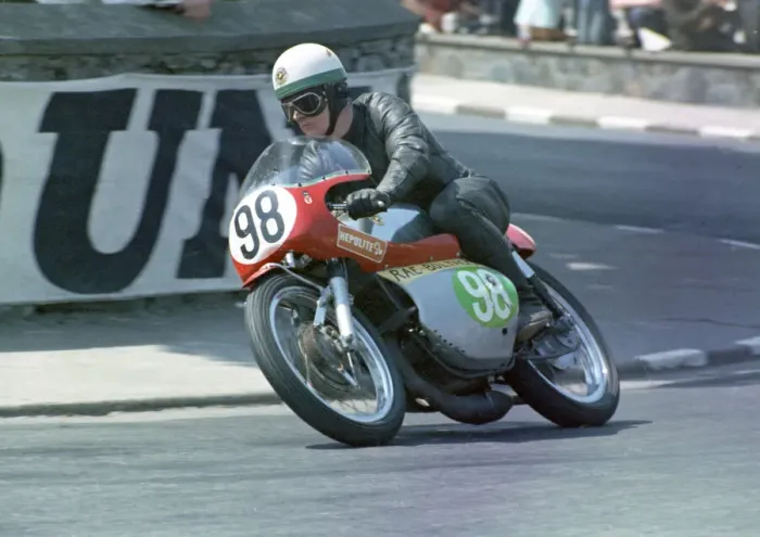 Framed Print : Bill Rae (Rae Bultaco) 1969 Lightweight TT Framed Print : Bill Rae (Rae Bultaco) 1969 Lightweight TT