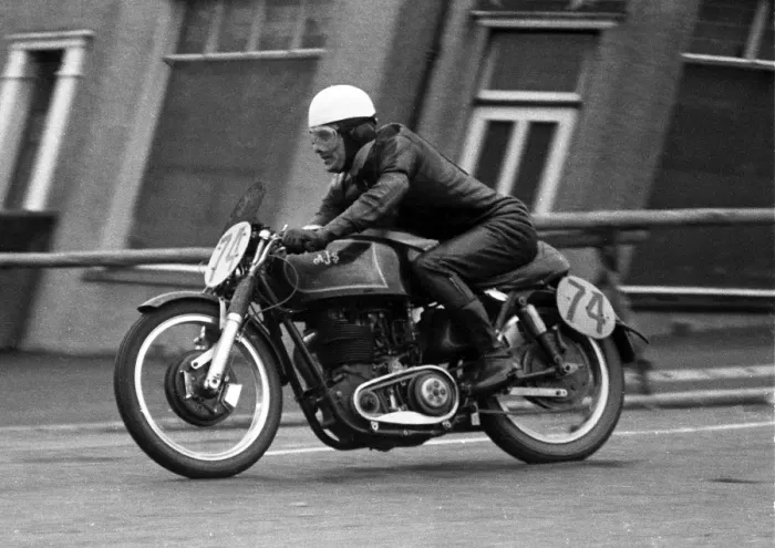 Framed Print : Ralph Rensen (AJS) 1954 Senior Manx Grand Prix Framed Print : Ralph Rensen (AJS) 1954 Senior Manx Grand Prix
