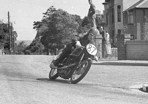 Ralph Seymour (Velocette) 1952 Junior TT