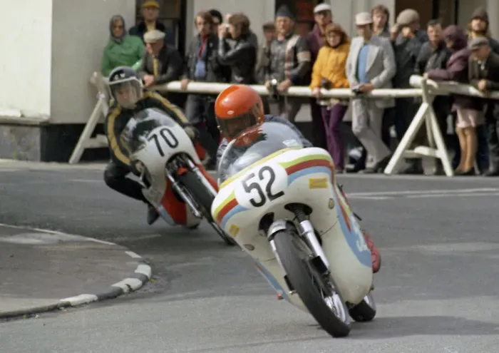 Framed Print : Ralph Stephens (Norton) 1974 Junior Manx Grand Prix Framed Print : Ralph Stephens (Norton) 1974 Junior Manx Grand Prix