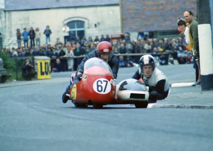 Framed Print : Ray Bell & Gordon Russell (Konig) 1974 750sc TT Framed Print : Ray Bell & Gordon Russell (Konig) 1974 750sc TT