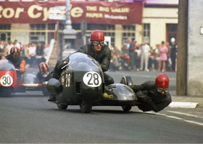 Framed Print : Ray Bell & J Wetherell (BMW) 1970 500 Sidecar TT Framed Print : Ray Bell & J Wetherell (BMW) 1970 500 Sidecar TT