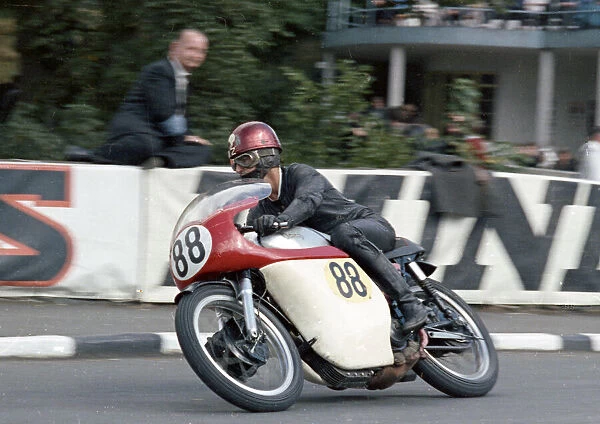 Ray Breingan (Norton) 1966 Senior TT