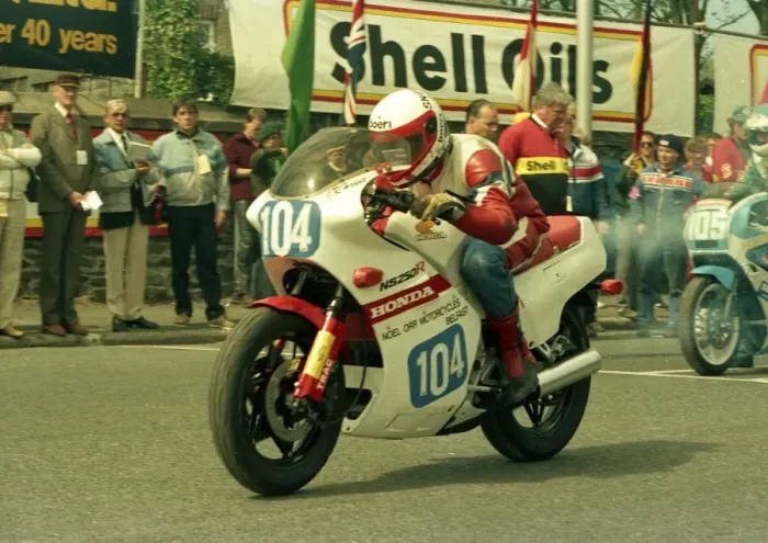 Framed Print : Ray Hanna (Honda) 1986 Production D TT Framed Print : Ray Hanna (Honda) 1986 Production D TT