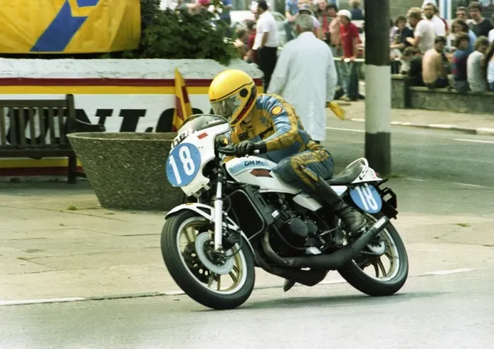 Framed Print : Ray Knight (Yamaha) 1982 Formula 2 TT Framed Print : Ray Knight (Yamaha) 1982 Formula 2 TT