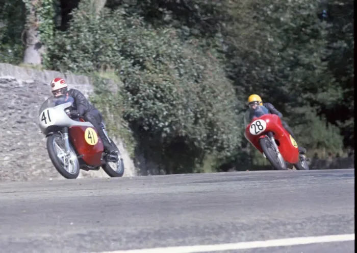 Framed Print : Ray Wales (Norton) and John Samways (Norton) 1967 Senior Manx Grand Prix Framed Print : Ray Wales (Norton) and John Samways (Norton) 1967 Senior Manx Grand Prix