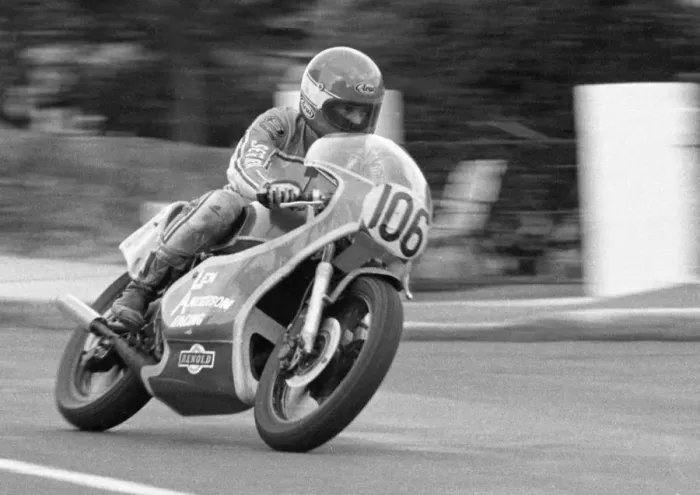 Framed Print : Raymond Stewart (Yamaha) 1983 Senior Manx Grand Prix Framed Print : Raymond Stewart (Yamaha) 1983 Senior Manx Grand Prix
