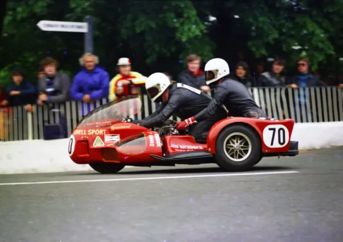 Framed Print : Bill Regan & John Strange (Yamaha) 1977 Sidecar TT Framed Print : Bill Regan & John Strange (Yamaha) 1977 Sidecar TT