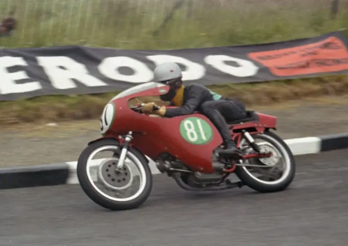 Framed Print : Renzo Pasolini (Aermacchi) 1965 Lightweight TT Framed Print : Renzo Pasolini (Aermacchi) 1965 Lightweight TT