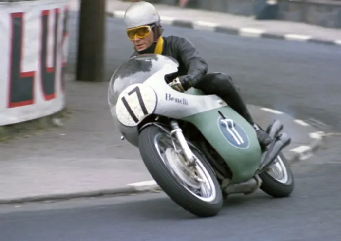 Framed Print : Renzo Pasolini (Benelli) 1968 Junior TT Framed Print : Renzo Pasolini (Benelli) 1968 Junior TT