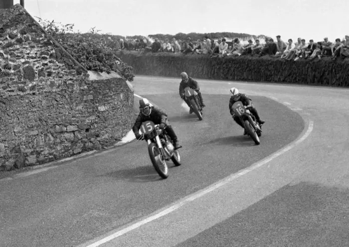 Framed Print : Reuben Hardy (DOT) E Gill (NSU) D Evans (Velocette) 1960 Southern 100 Framed Print : Reuben Hardy (DOT) E Gill (NSU) D Evans (Velocette) 1960 Southern 100