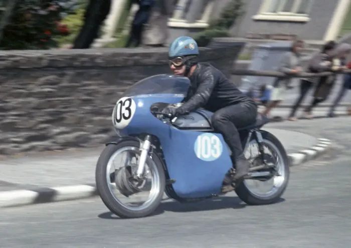 Framed Print : Rex Butcher (Norton) 1965 Junior TT Framed Print : Rex Butcher (Norton) 1965 Junior TT