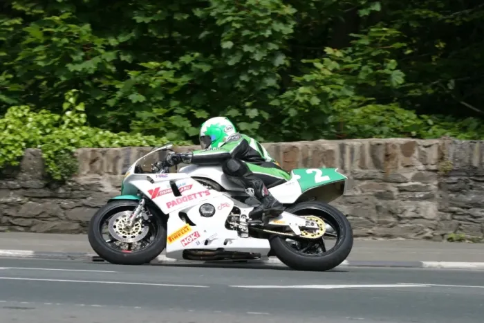 Framed Print : Richard Britton (Honda) 2003 Lightweight TT Framed Print : Richard Britton (Honda) 2003 Lightweight TT