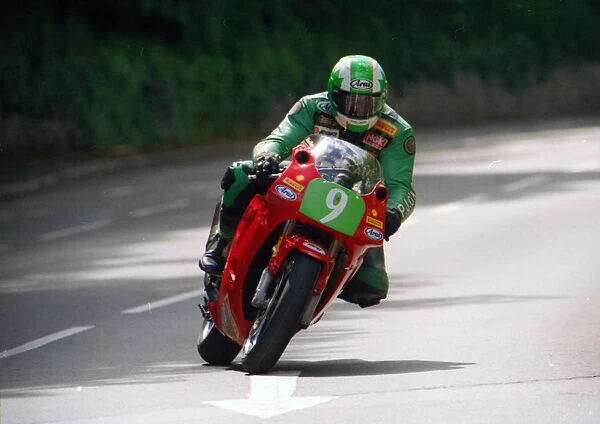 Richard Britton (O Kane Kawasaki) 2002 Lightweight 400 TT