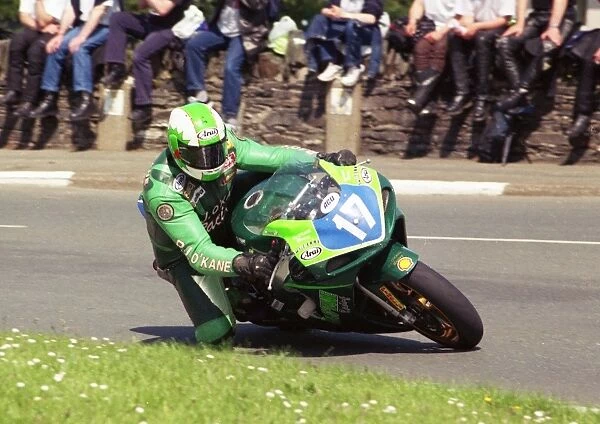 Richard Britton (O Kane Suzuki) 2002 Junior 600 TT