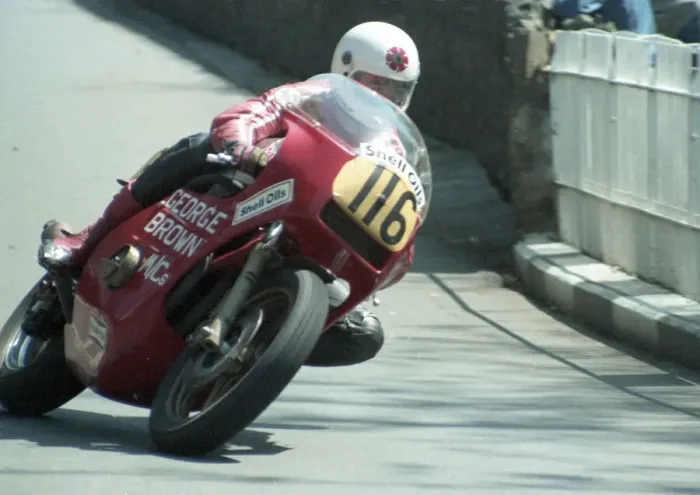 Framed Print : Richard Rose (P & M Kawasaki) 1985 Senior TT Framed Print : Richard Rose (P & M Kawasaki) 1985 Senior TT