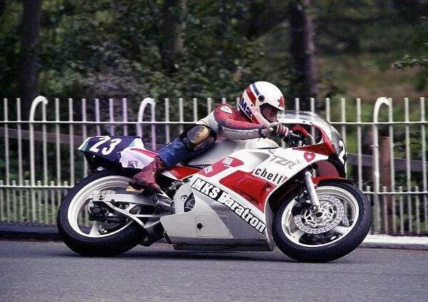 Richard Rose (Yamaha) 1990 Supersport 400 TT