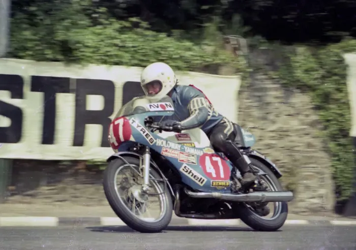 Framed Print : Richard Stephens (Yamaha) 1976 Production TT Framed Print : Richard Stephens (Yamaha) 1976 Production TT