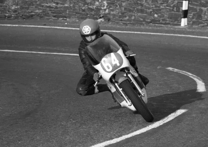 Framed Print : Richard Swallow (Yamaha) 1980 Junior TT Framed Print : Richard Swallow (Yamaha) 1980 Junior TT