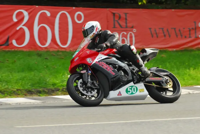 Framed Print : Rikki McGovern (Kawasaki) 2017 Lightweight TT