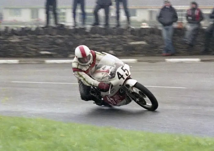 Framed Print : Rob Brew (CBG Yamaha) 1978 Newcomers Manx Grand Prix Framed Print : Rob Brew (CBG Yamaha) 1978 Newcomers Manx Grand Prix