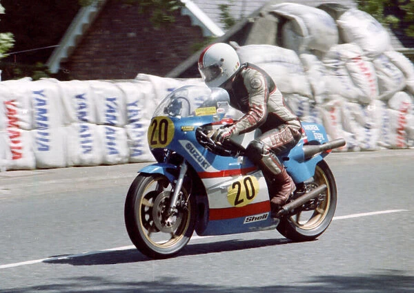 Rob Brew (Yamaha) 1982 Senior TT