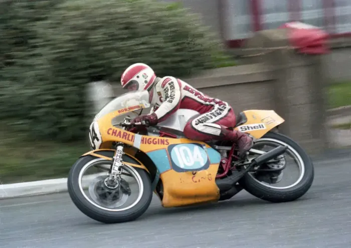 Framed Print : Rob Britton (Yamaha) 1980 Junior Manx Grand Prix Framed Print : Rob Britton (Yamaha) 1980 Junior Manx Grand Prix