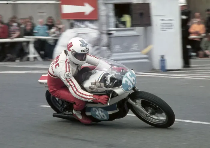 Framed Print : Rob Claude (Yamaha) 1981 Formula Two TT Framed Print : Rob Claude (Yamaha) 1981 Formula Two TT