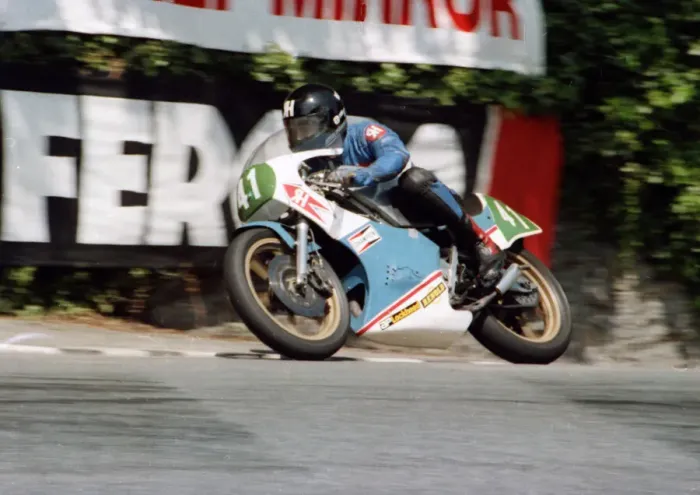 Framed Print : Rob Haynes (Yamaha) 1984 Lightweight TT Framed Print : Rob Haynes (Yamaha) 1984 Lightweight TT