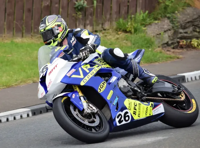 Framed Print : Rob Hodson (BMW) 2019 Senior TT Framed Print : Rob Hodson (BMW) 2019 Senior TT