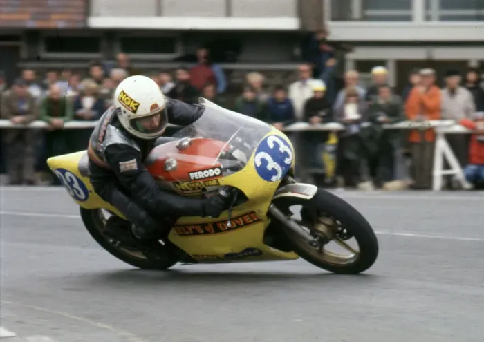 Framed Print : Rob Vine (Maxton) 1983 350cc TT Framed Print : Rob Vine (Maxton) 1983 350cc TT