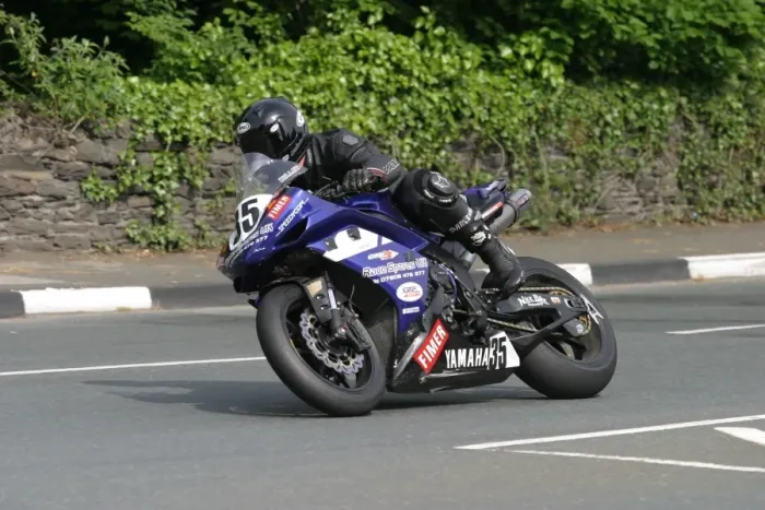 Framed Print : Robert Barber (Yamaha) 2010 Superbike TT Framed Print : Robert Barber (Yamaha) 2010 Superbike TT
