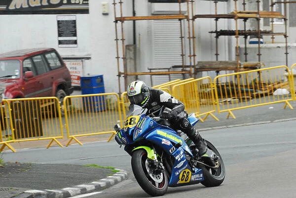 Robert Charlton (Yamaha) 2012 Senior Manx Grand Prix