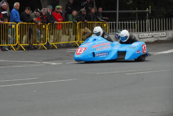 Framed Print : Robert Handcock & Ken Edwards (Baker Honda) 2017 Sidecar TT Framed Print : Robert Handcock & Ken Edwards (Baker Honda) 2017 Sidecar TT