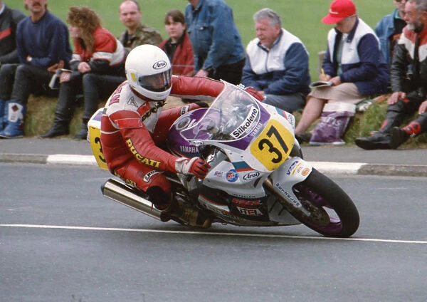 Robert Holden (Yamaha) 1994 Supersport 600 TT