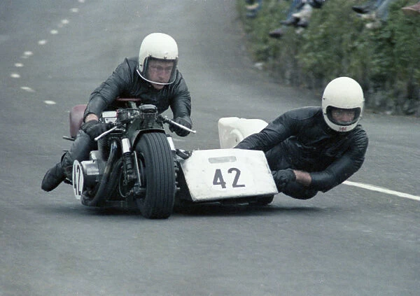 Robert Philpott & Michael Buxton (Laverda) 1978 Sidecar
