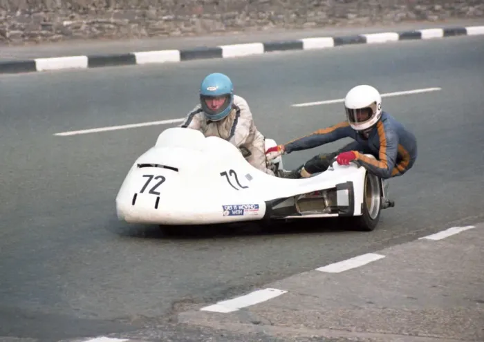 Framed Print : Robert Smith & Donald Kay (Kawasaki) 1982 Sidecar TT Framed Print : Robert Smith & Donald Kay (Kawasaki) 1982 Sidecar TT